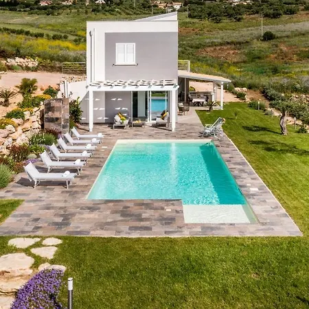 Villa Dama Dei Venti 6&2, Emma